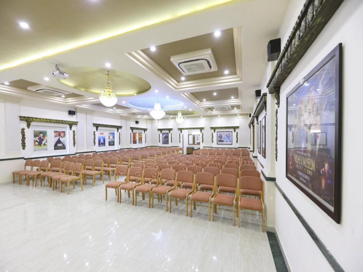 Cinemascope An Apart Hotel Chennai Dış mekan fotoğraf