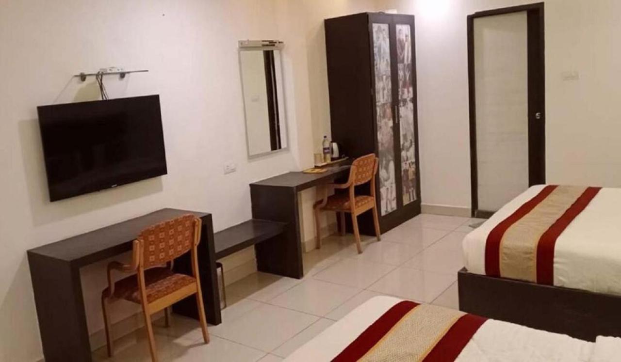 Cinemascope An Apart Hotel Chennai Dış mekan fotoğraf